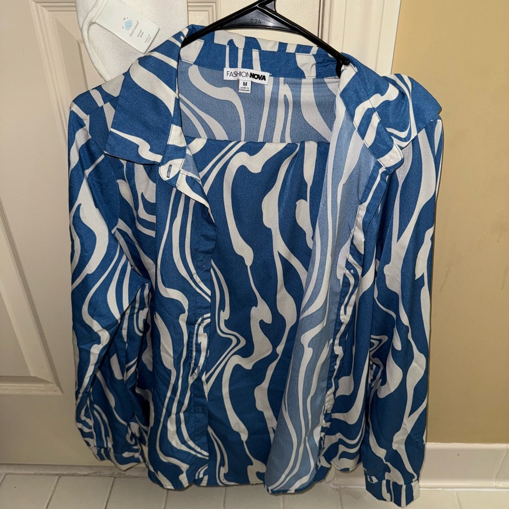 Fashion Nova Abstract Blue and White Blazer